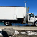 Passenger truck